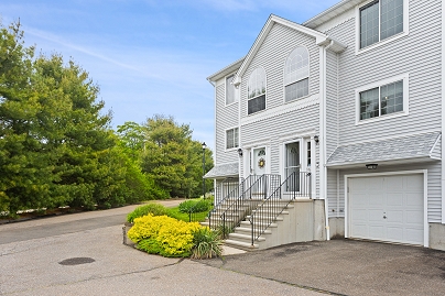 560 Silver Sands Rd Unit 902, East Haven, CT 06512 United States