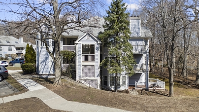 75 Redwood Dr Unit 1006, East Haven, CT 06513 United States