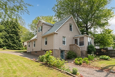 9 Florence St, East Haven, CT 06513 United States