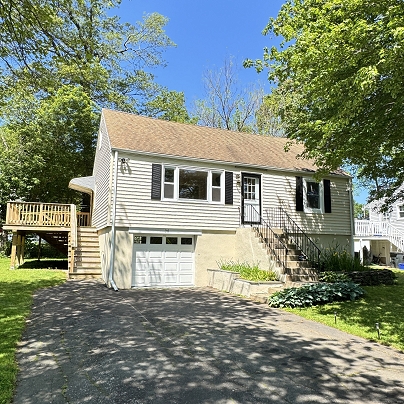 98 N Atwater St, East Haven, CT 06512 United States