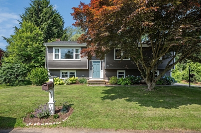 15 Rosemary Ln, Guilford, CT 06437 United States