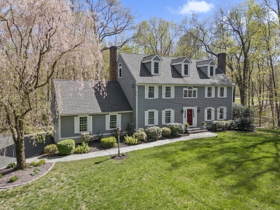 31 Christopher Ln, Guilford, CT 06437 United States