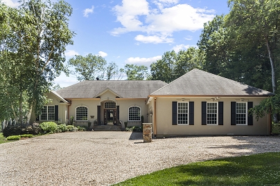 45 Shaker Ct, Guilford, CT 06437 United States
