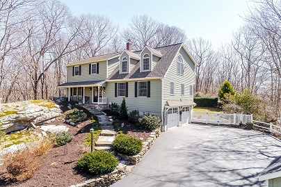 60 Ledgeview Ln, Guilford, CT 06437 United States
