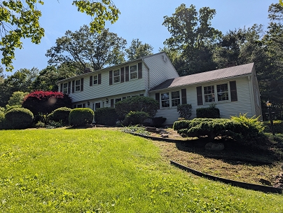 1060 Still Hill Rd, Hamden, CT 06518 United States