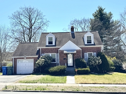 136 Oberlin Rd, Hamden, CT 06514 United States