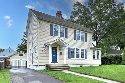 17 Norris St, Hamden, CT 06517 United States