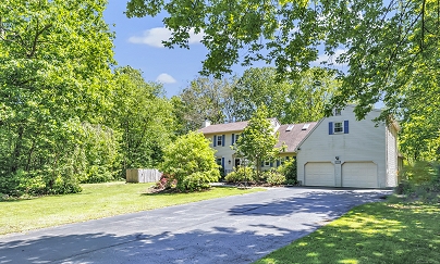 230 Tom Swamp Rd, Hamden, CT 06518 United States