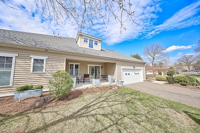 39 Ives St Unit 101, Hamden, CT 06518 United States