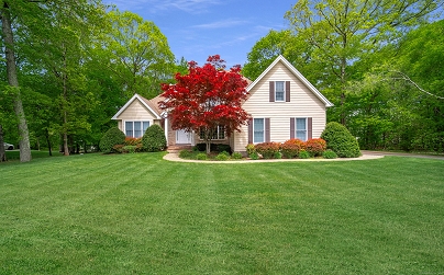 42 N Woods Rd, Hamden, CT 06518 United States