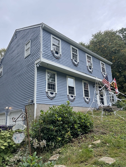 42 Lake Dr, Madison, CT 06443 United States