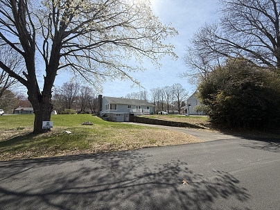 97 Mungertown Rd, Madison, CT 06443 United States