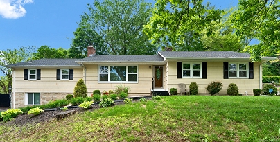 207 Jepson Ln, Meriden, CT 06451 United States