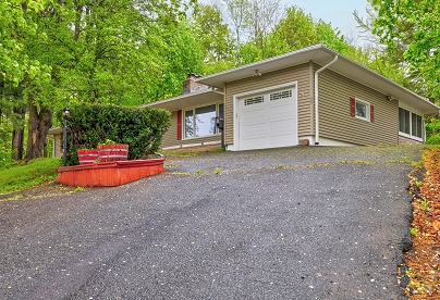 322 Lydale Pl, Meriden, CT 06450 United States