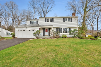39 Daffodil Ln, Meriden, CT 06450 United States