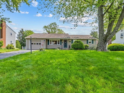 55 Oxbow Dr, Meriden, CT 06450 United States