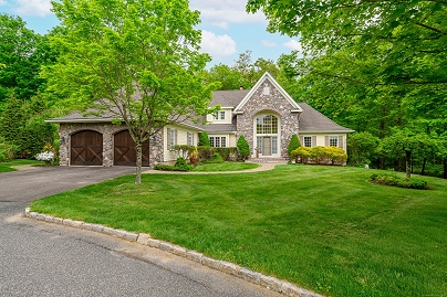 34 Avalon Dr, Middlebury, CT 06762 United States