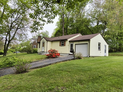 28 Entrance Rd, Milford, CT 06460 United States