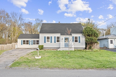 33 Robbins Ct, Milford, CT 06461 United States