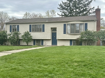36 Green Meadow Rd, Milford, CT 06461 United States
