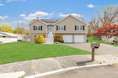 38 Andrus Dr, Milford, CT 06461 United States