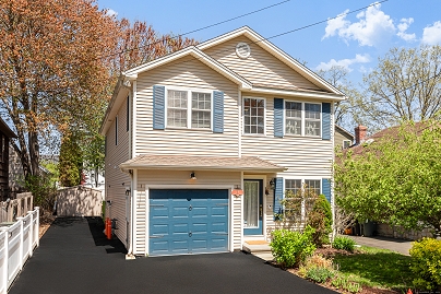 39 Wildemere Ave, Milford, CT 06460 United States