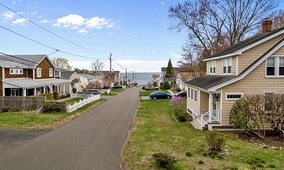 46 Norwood Ave, Milford, CT 06460 United States