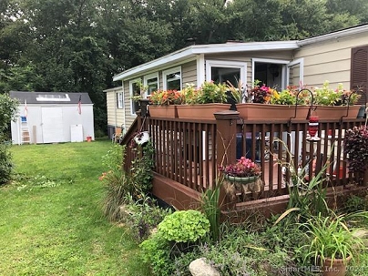 106 Thunderbird Dr, Naugatuck, CT 06770 United States