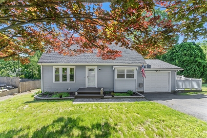 228 Bluebird Dr, Naugatuck, CT 06770 United States