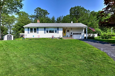 3 Pierce Ln, Naugatuck, CT 06770 United States