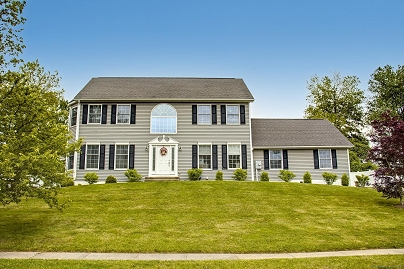 37 Apple Blossom Dr, Naugatuck, CT 06770 United States