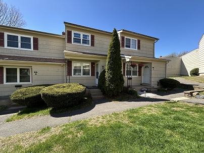 65 Round Tree Dr Unit 2, Naugatuck, CT 06770 United States