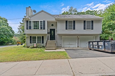 66 W Hills Rd, New Haven, CT 06515 United States