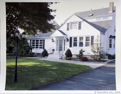 156 Russell Ave, Orange, CT 06477 United States