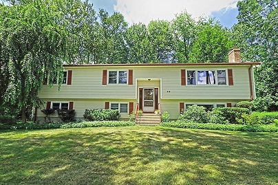 478 Alpom Dr, Orange, CT 06477 United States