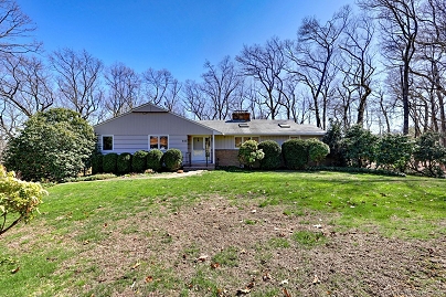 815 Tall Timber Rd, Orange, CT 06477 United States
