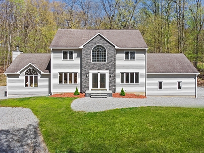 43 Tram Dr, Oxford, CT 06478 United States
