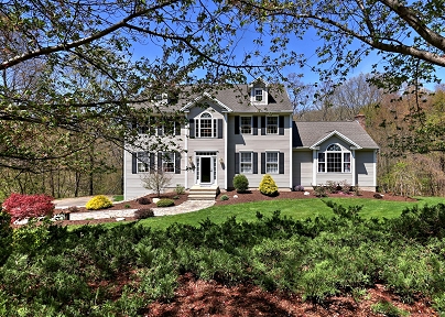7 Coventry Ln, Oxford, CT 06478 United States
