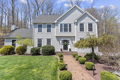 93 Bee Mountain Rd, Oxford, CT 06478 United States