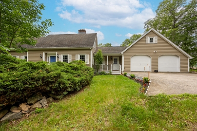 223 Cheshire Rd, Prospect, CT 06712 United States