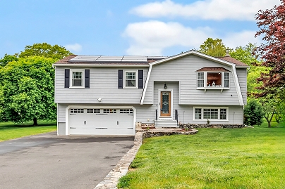 1 Julie Dr, Seymour, CT 06483 United States