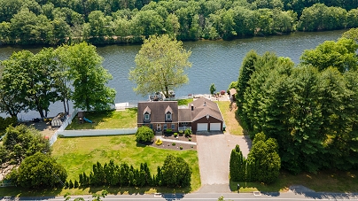 137 Roosevelt Dr, Seymour, CT 06483 United States