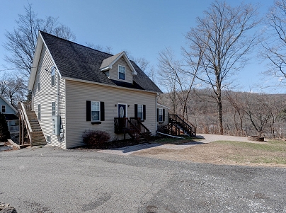 22 Hull Pl, Seymour, CT 06483 United States