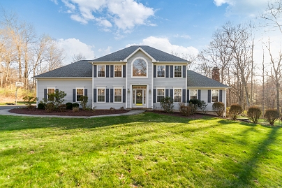104 Fawn Ridge Ct, Southbury, CT 06488 United States