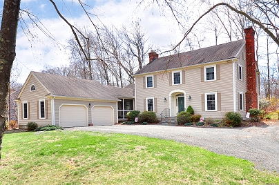 110 Silver Beech Rd, Southbury, CT 06488 United States