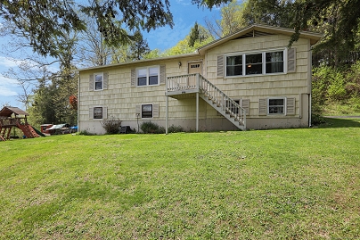 186 Flood Bridge Rd, Southbury, CT 06488 United States