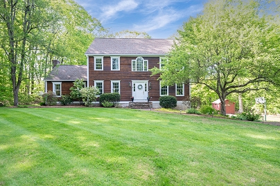 45 Wolf Pit Rd, Southbury, CT 06488 United States