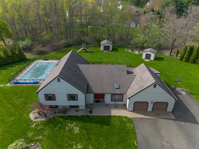 19 Fox Run Dr, Wallingford, CT 06492 United States