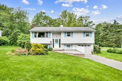 41 Londonderry Dr, Wallingford, CT 06492 United States