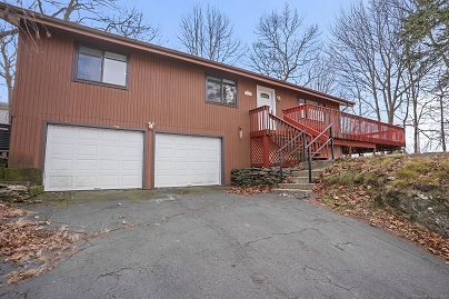 12 Willowledge Cir, Waterbury, CT 06704 United States
